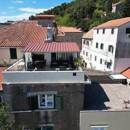 Prime Location Penthouse Apt With A Large Terrace Split Dış mekan fotoğraf