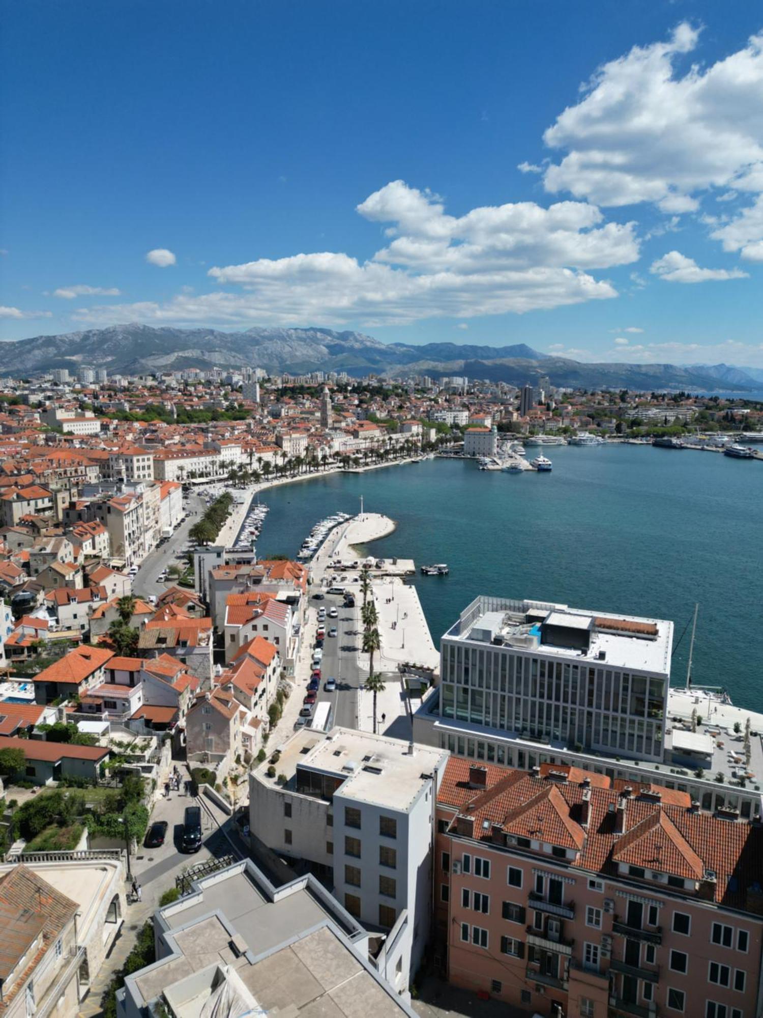 Prime Location Penthouse Apt With A Large Terrace Split Dış mekan fotoğraf