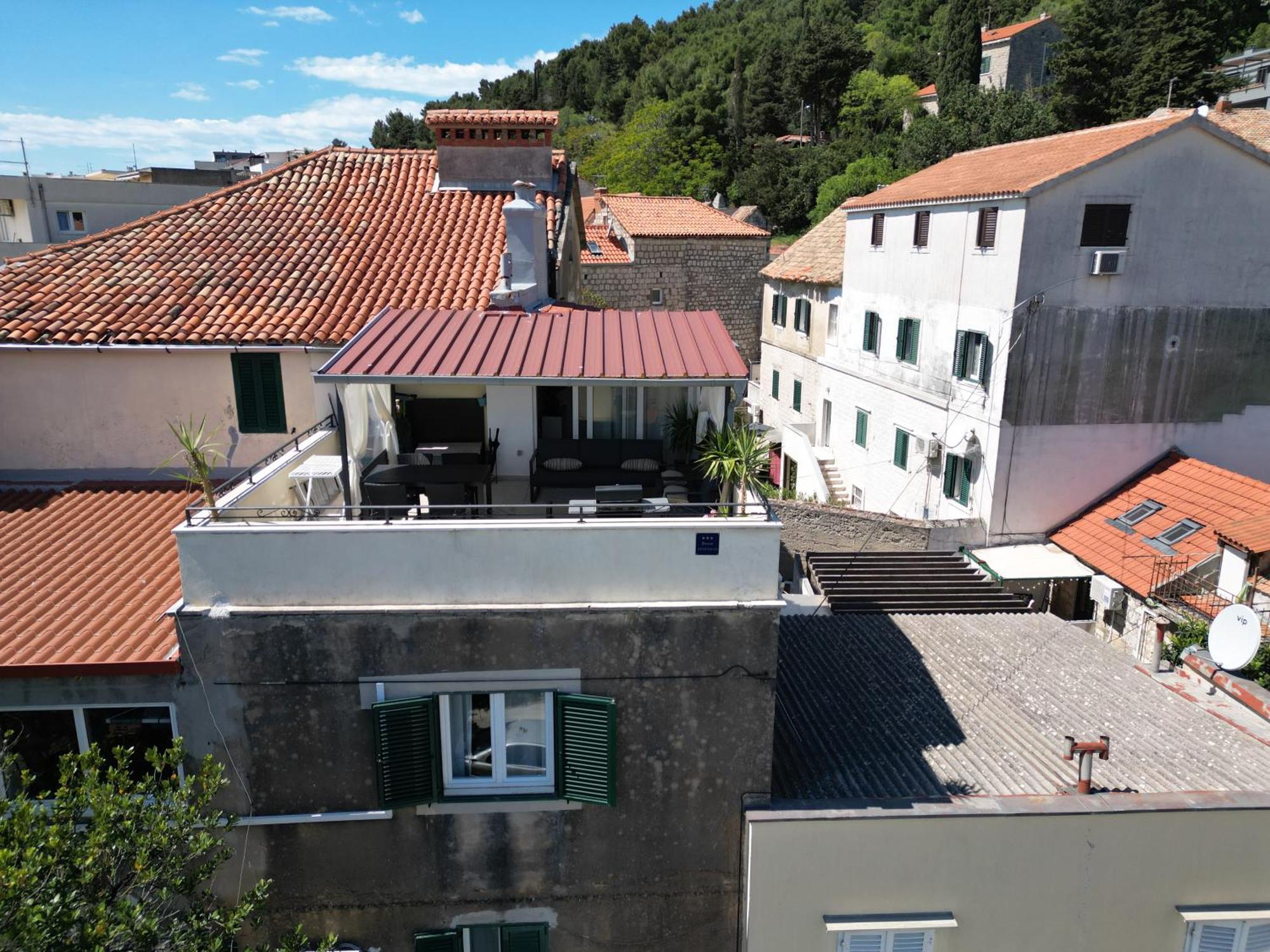 Prime Location Penthouse Apt With A Large Terrace Split Dış mekan fotoğraf